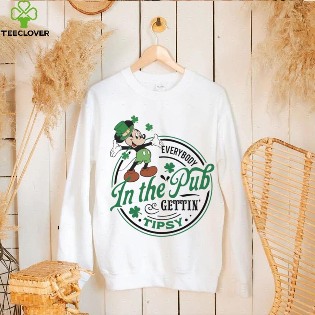 Mickey everybody in the pub gettin tipsy Saint Patrick’s Day shirt Mickey everybody in the pub gettin tipsy Saint Patrick’s Day shirt
