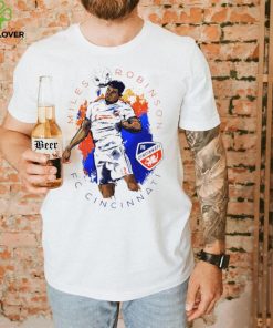 Miles Robinson FC Cincinnati player sketch logo shirt