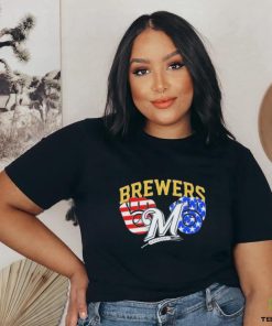 Milwaukee Brewers America Flags Celebrating 4th Of July T Shirt