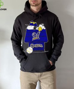 Milwaukee Brewers Snoopy And Woodstock The Peanuts Baseball hoodie, sweater, longsleeve, shirt v-neck, t-shirt