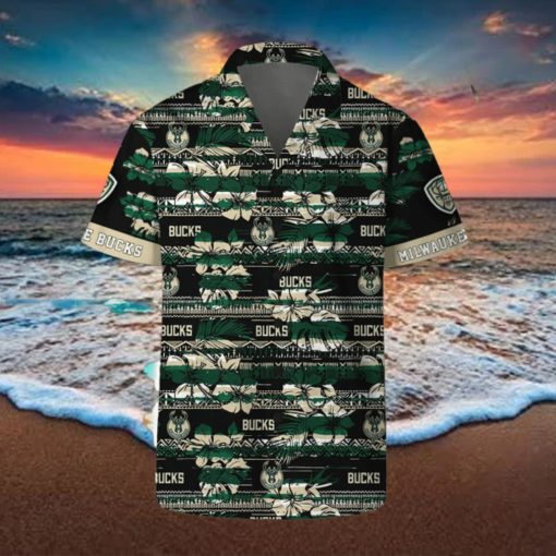 Milwaukee Bucks Hawaii Set Pattern Vintage 3D Hawaiian Shirt And Shorts