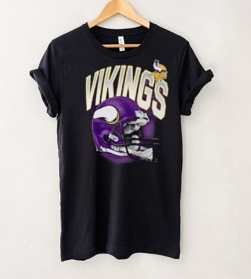 Minnesota Vikings End Around Helmet Graphic T Shirt