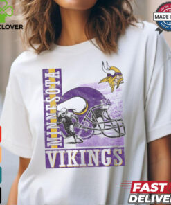 Minnesota Vikings Helmet Dash T Shirt