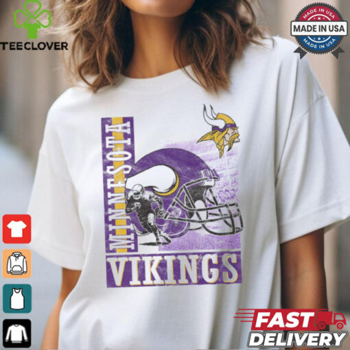 Minnesota Vikings Helmet Dash T Shirt