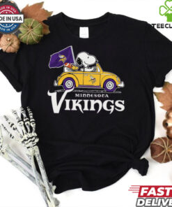 Minnesota Vikings Snoopy Road Trip T Shirt
