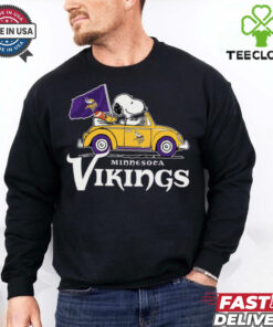 Minnesota Vikings Snoopy Road Trip T Shirt