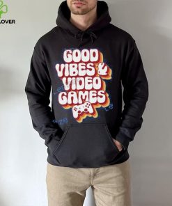 Mirandalorian Merch Good Vibes & Video Games Retro Shirt