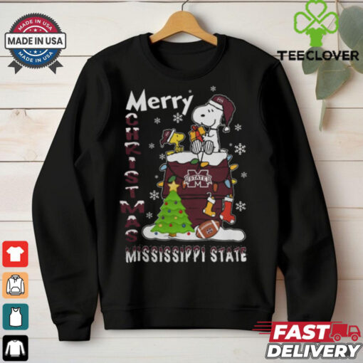 Mississippi State Bulldogs Snoopy And Woodstock Merry Christmas Shirt