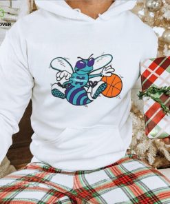 Mitchell & Ness Cream Charlotte Hornets Chainstitch Felt Shirt