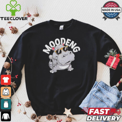 Moo Deng Cool Hippo Singing Sunglasses Fun Design T Shirt