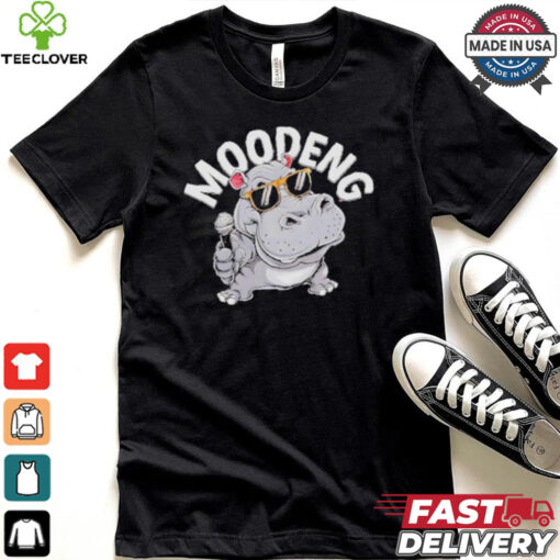 Moo Deng Cool Hippo Singing Sunglasses Fun Design T Shirt