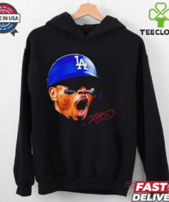 Mookie Betts Los Angeles Dodgers big head signature shirt