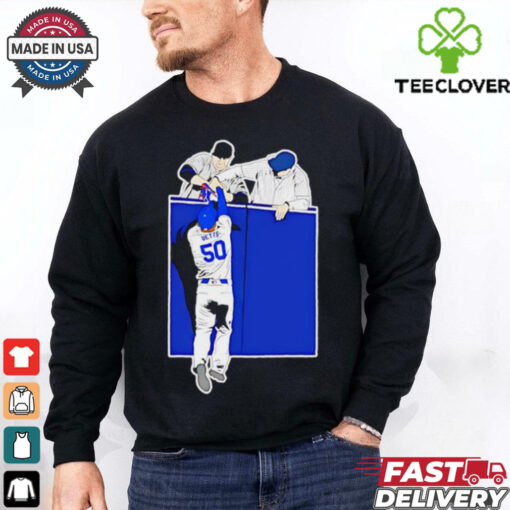 Mookie Betts vs New York Yankees fans interference shirt