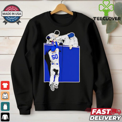 Mookie Betts vs New York Yankees fans interference shirt