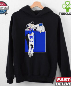 Mookie Betts vs New York Yankees fans interference shirt