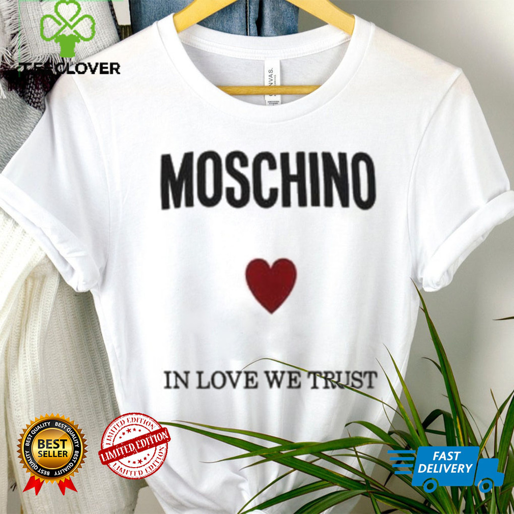 Moschino Logo Printed Crewneck T shirt Moschino Logo Printed Crewneck T shirt