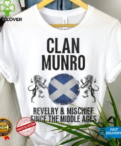 Munro Clan Scottish Family Name Scotland Heraldry Men's T shirt