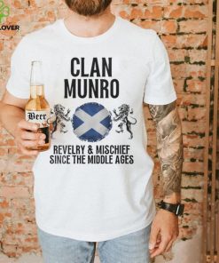 Munro Clan Scottish Family Name Scotland Heraldry Men's T hoodie, sweater, longsleeve, shirt v-neck, t-shirt