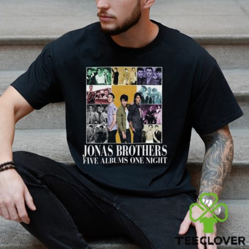 Music Band Tour 2023 Shirt Retro 90S Lover Gif Sweatshirt Classic