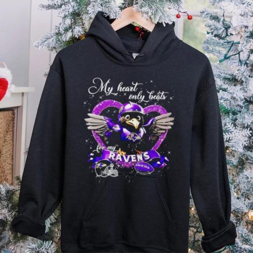 My heart only beats for my Baltimore Raven glitters heart shirt
