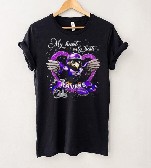 My heart only beats for my Baltimore Raven glitters heart shirt