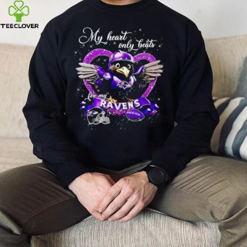 My heart only beats for my Baltimore Raven glitters heart shirt