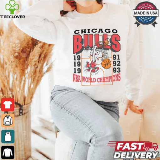 NBA Chicago Bulls Snoopy T Shirt