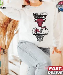 NBA Snoopy Chicago Bulls T Shirt