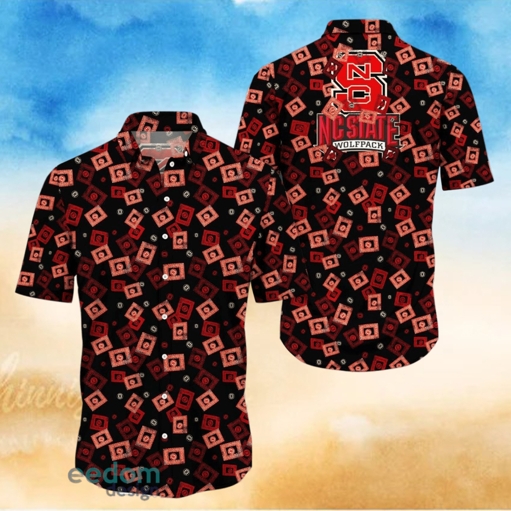 NC State Wolfpack Trending Hawaiian Shirt Gift For Men Women Fans NC State Wolfpack Trending Hawaiian Shirt Gift For Men Women Fans