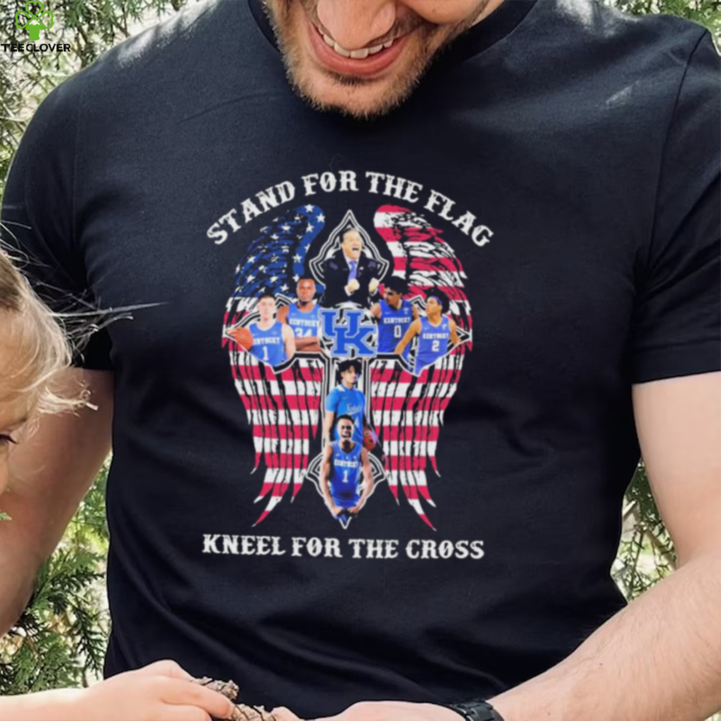 NCAA Kentucky Wildcats Men’s Basketball Stand For The Flag Kneel For The Cross Shirt NCAA Kentucky Wildcats Men’s Basketball Stand For The Flag Kneel For The Cross Shirt