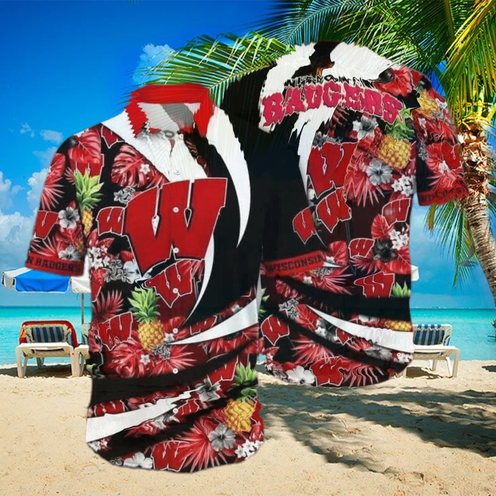 NCAA Wisconsin Badgers Hawaiian Shirt NCAA Wisconsin Badgers Hawaiian Shirt