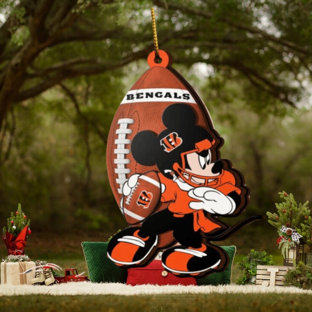 NFL Cincinnati Bengals Mickey Mouse Christmas Ornament 2023 Christmas Tree Decorations NFL Cincinnati Bengals Mickey Mouse Christmas Ornament 2023 Christmas Tree Decorations
