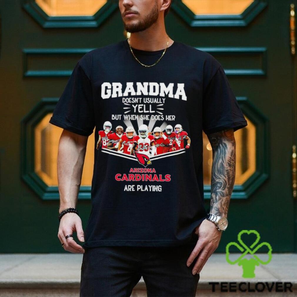 NFL Grandma Doesn’t Usually Yell But When She Does Her Arizona Cardinals Are Playing Football Team signature shirt NFL Grandma Doesn’t Usually Yell But When She Does Her Arizona Cardinals Are Playing Football Team signature shirt