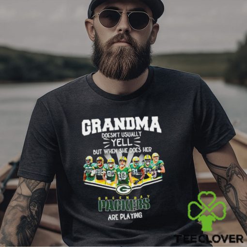 NFL Grandma Doesn’t Usually Yell But When She Does Her Green Bay Packers Are Playing Football Team signature shirt