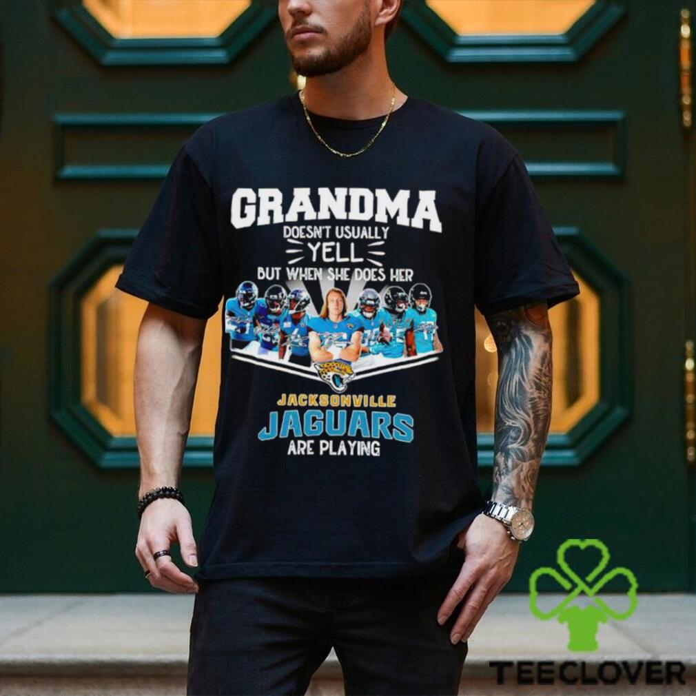 NFL Grandma Doesn’t Usually Yell But When She Does Her Jacksonville Jaguars Are Playing Football Team signature shirt NFL Grandma Doesn’t Usually Yell But When She Does Her Jacksonville Jaguars Are Playing Football Team signature shirt
