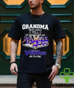 NFL Grandma Doesn’t Usually Yell But When She Does Her Minnesota Vikings Are Playing Football Team signature shirt