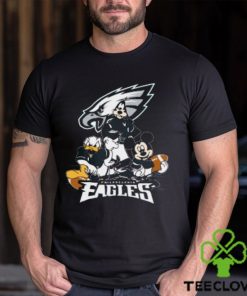 NFL Philadelphia Eagles Mickey Mouse Donald Duck Goofy Football T Shirt