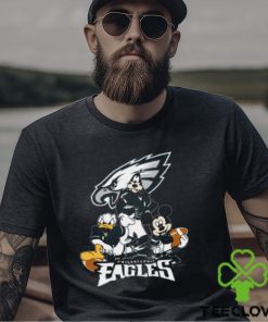 NFL Philadelphia Eagles Mickey Mouse Donald Duck Goofy Football T Shirt