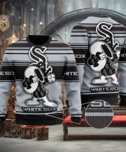 NFL Snoopy Wearing a Chicago White Sox Ugly Christmas Jumper
