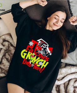 NFL The Atlanta Falcons Grinch Lives Here Christmas shirt
