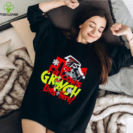 NFL The Atlanta Falcons Grinch Lives Here Christmas shirt