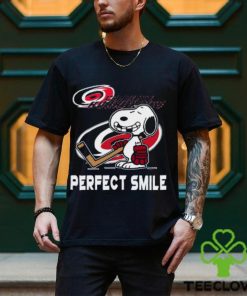 NHL Carolina Hurricanes Snoopy Perfect Smile The Peanuts Movie Hockey T Shirt