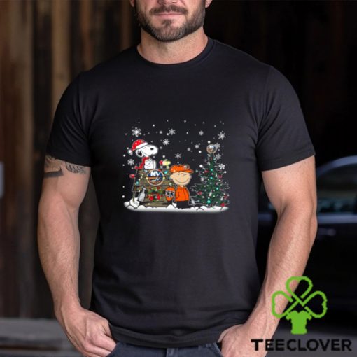 NHL New York Islanders Snoopy Charlie Brown Christmas Hockey Super Bowl Sports Shirt