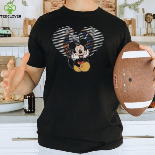 NHL New York Islanders The Heart Mickey Mouse Disney Hockey Shirt