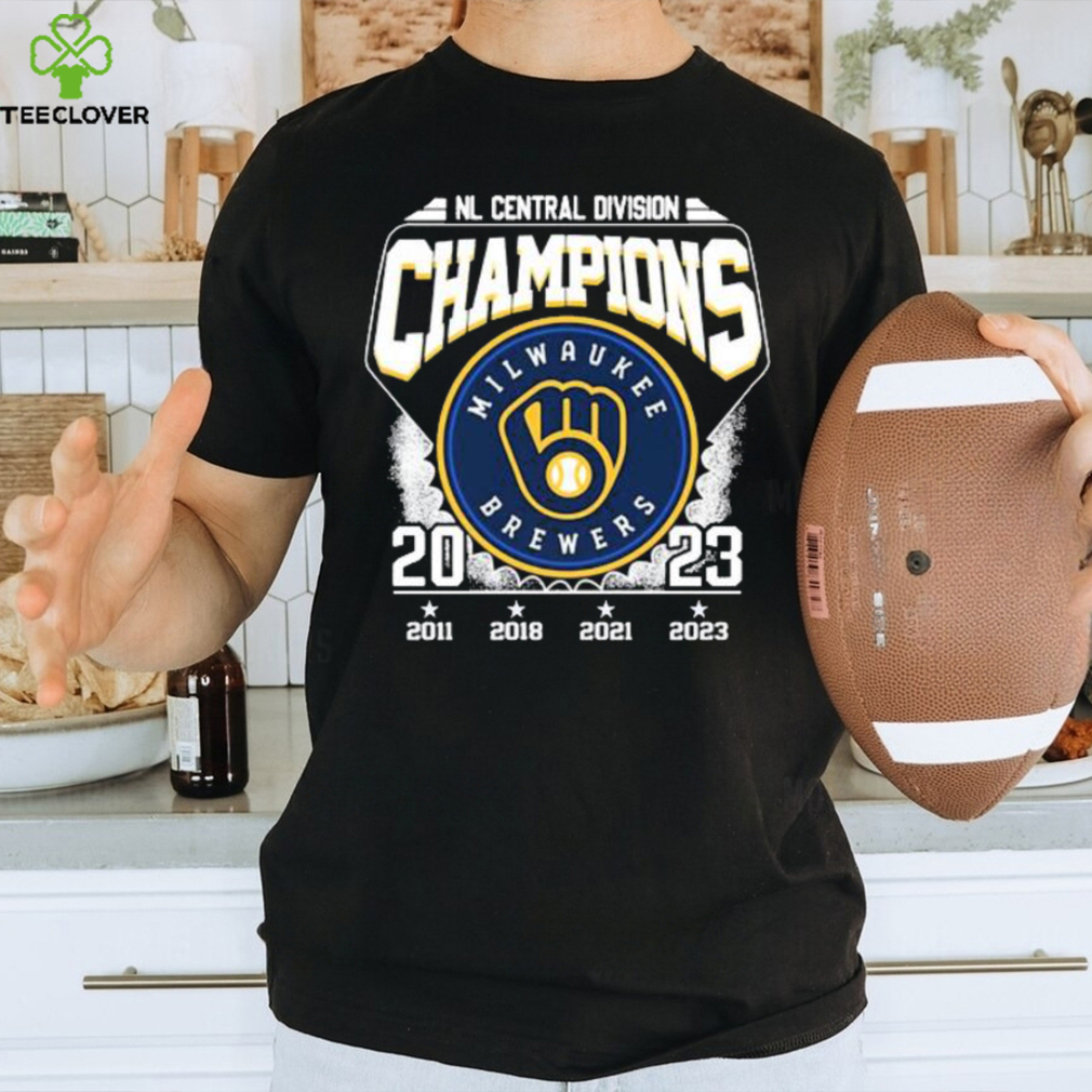 NL Central Division 2011 2018 2021 2023 Champions Milwaukee Brewers shirt -  Limotees