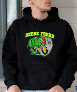 Deer riding tractor Deere freak shirt