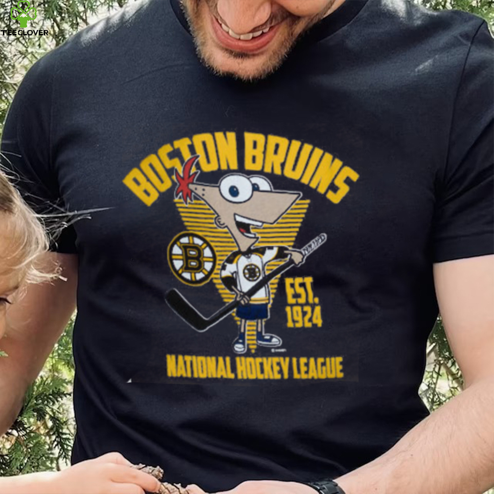 NWT BOSTON Bruins Graphic Cartoon Hockey Player Short Sleeve Gray T Shirt NWT BOSTON Bruins Graphic Cartoon Hockey Player Short Sleeve Gray T Shirt