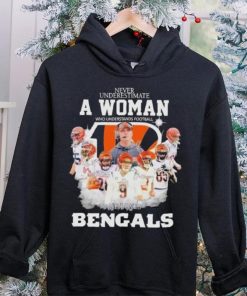 Never Underestimate A Woman Who Understands Football And Loves Cincinnati Bengals Signatures shirt