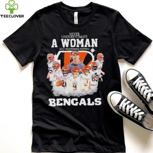 Never Underestimate A Woman Who Understands Football And Loves Cincinnati Bengals Signatures hoodie, sweater, longsleeve, shirt v-neck, t-shirt