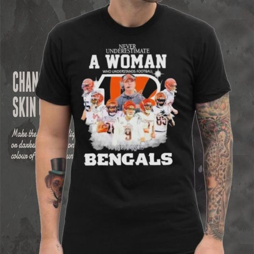 Never Underestimate A Woman Who Understands Football And Loves Cincinnati Bengals Signatures hoodie, sweater, longsleeve, shirt v-neck, t-shirt